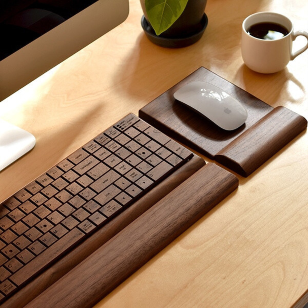 Cutting-Edge Wireless Keyboard – Ultimate Precision