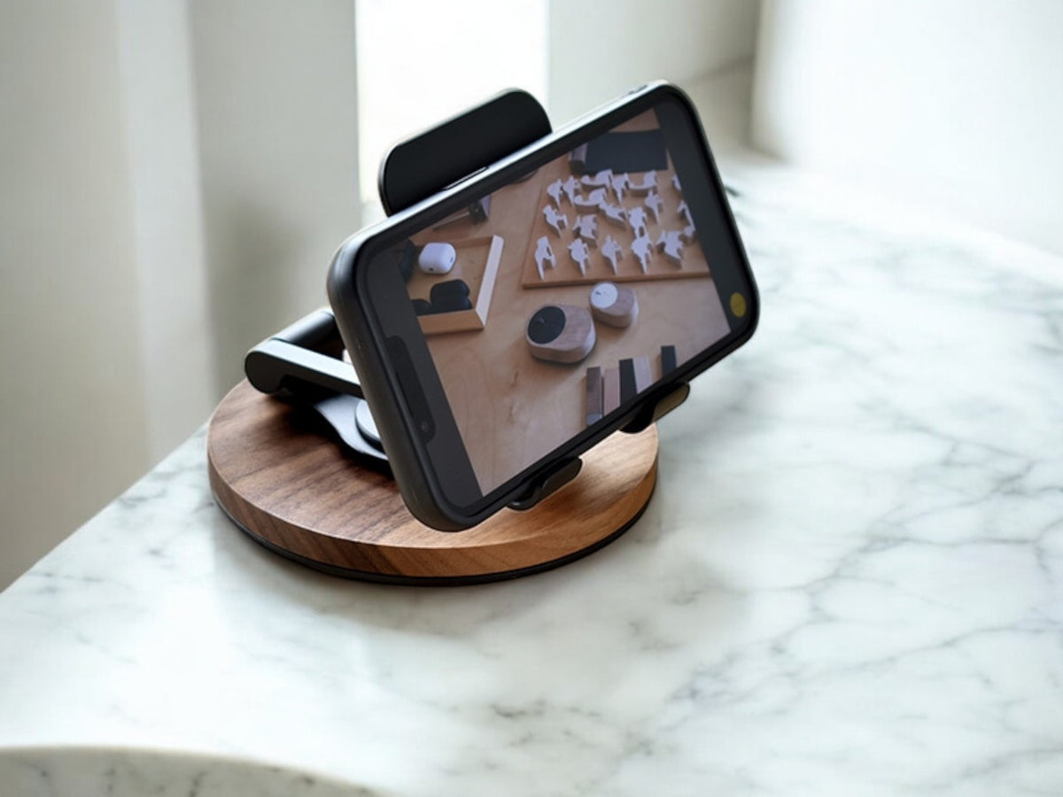 Adjustable Smartphone Stand