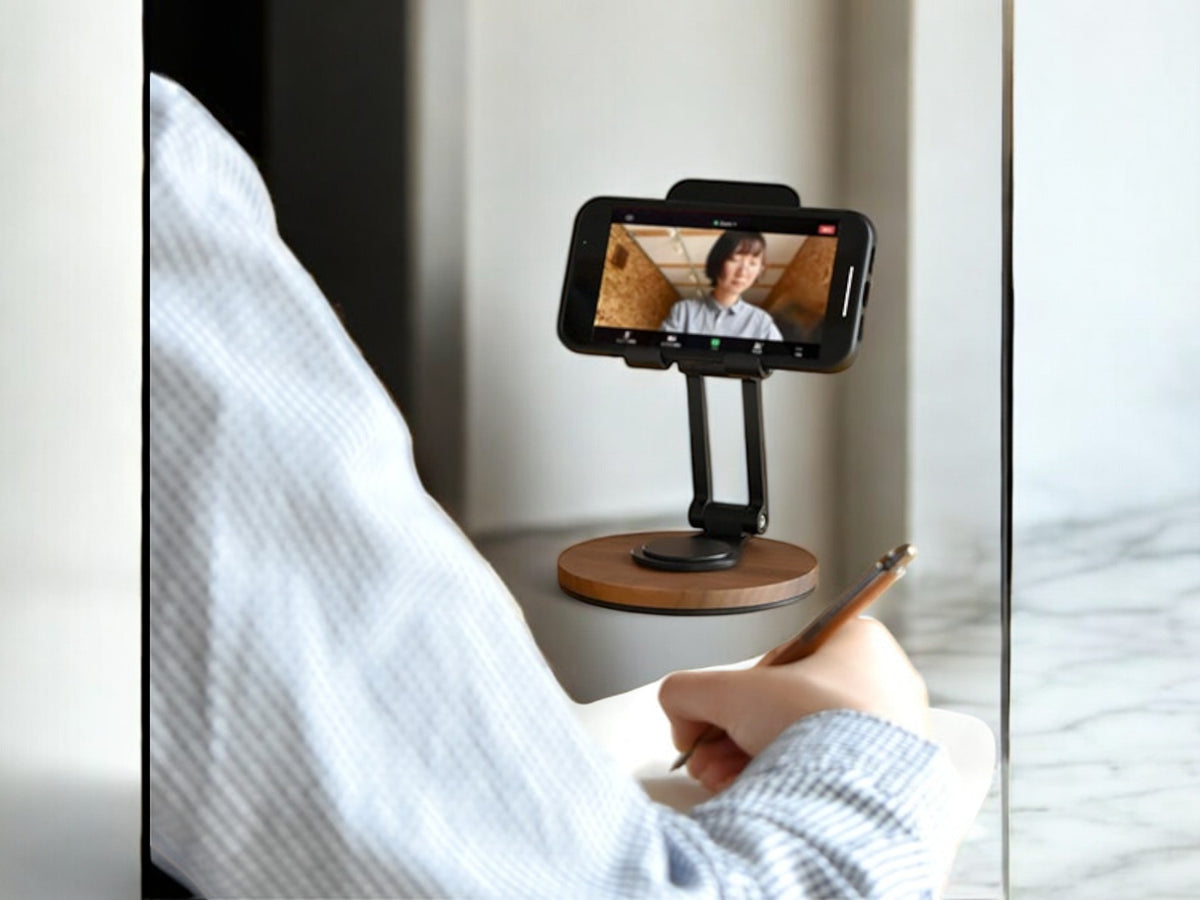 Adjustable Smartphone Stand