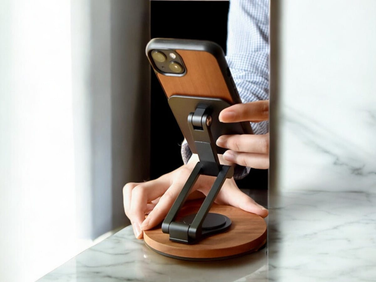 Adjustable Smartphone Stand